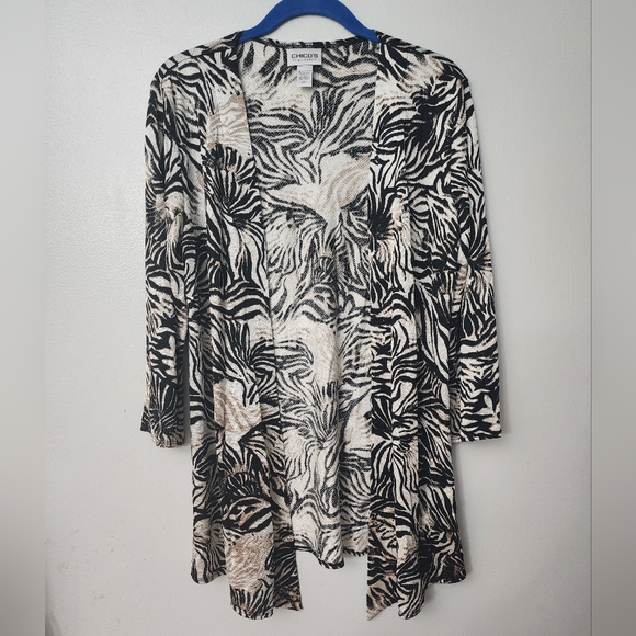 Chico's Sweaters - Chico's Travelers Cardigan Leaf Print Size 1 Medium